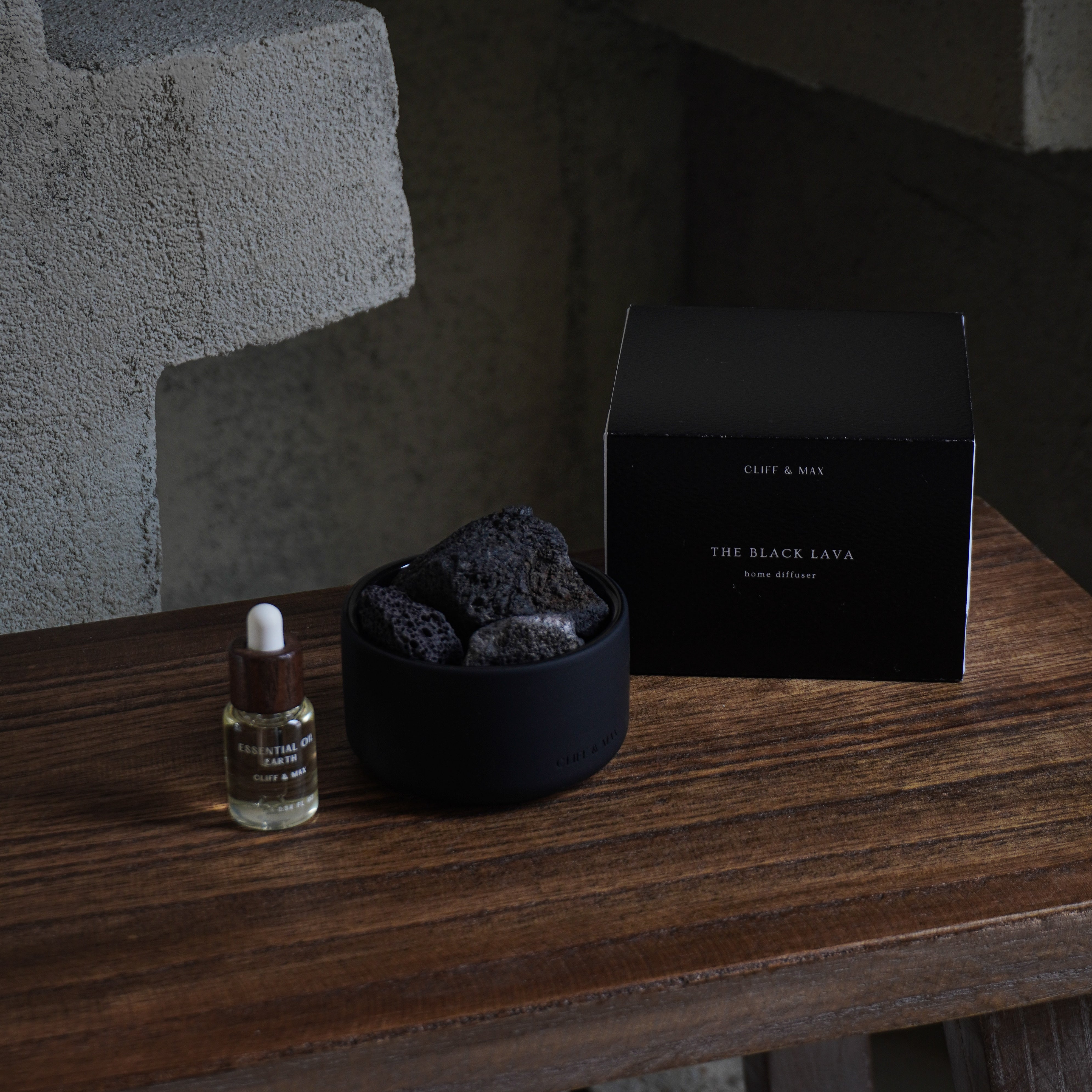 Black Lava Diffuser – Cliff & Max